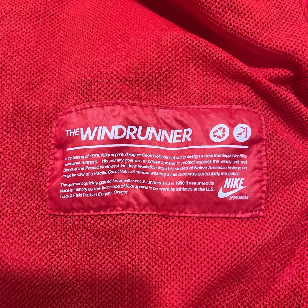 Nike Windrunner Jacket - image 4